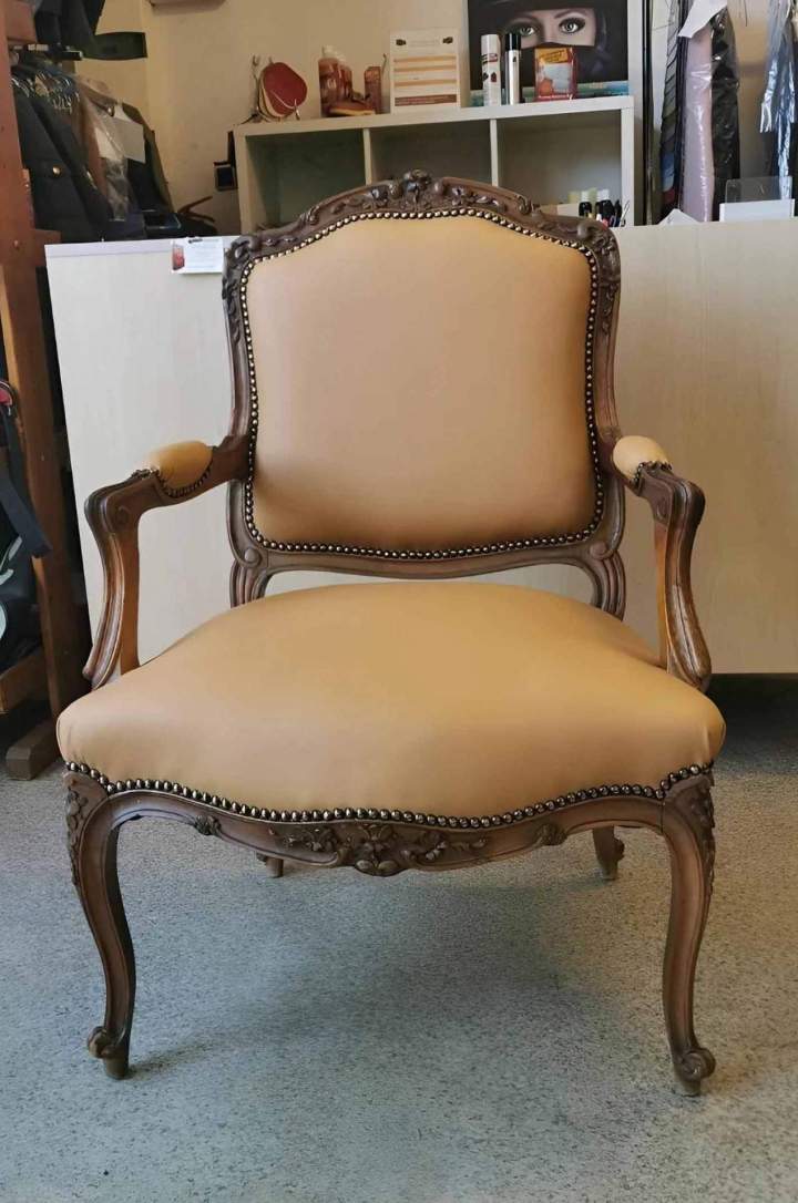 rénovation cuir automobile Pouilly-sur-Loire